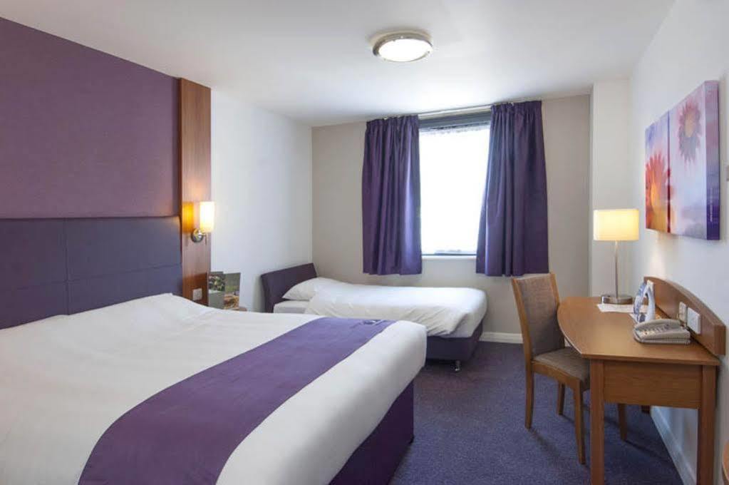 Premier Inn Cambridge Girton  المظهر الخارجي الصورة